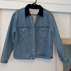 Brandy Melville Jean Jacket w/Sherpa inside